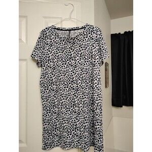 Jaclyn Intimates Women's Black And White Leopard Print Top Size Large